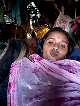 Snapshot of Hot_erion chatting on November 28, 5:32 am Hot erion online show from November 28, 5:32 am