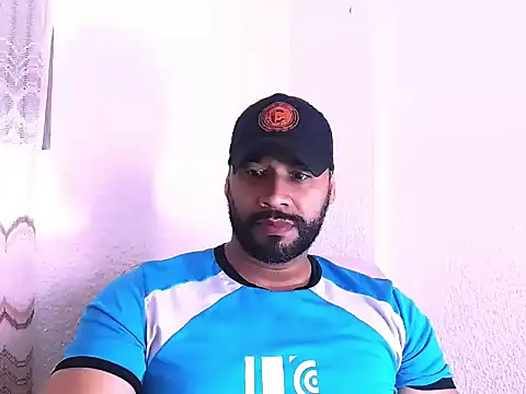 musclehetero online show from March 13, 4:35 pm