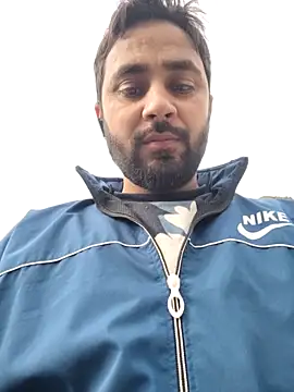 Cute Lucky online show from April 11, 2:38 am