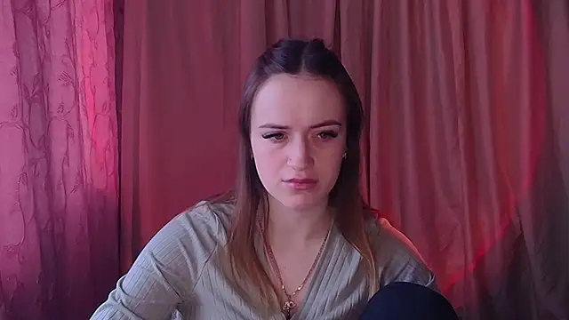 Illa May online show from February 11, 8:30 am