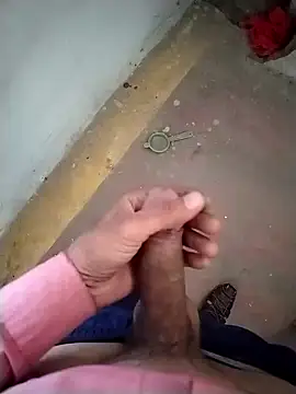 Snapshot of GDwrzsc2bfc chatting on November 29, 9:01 am GDwrzsc2bfc online show from November 29, 9:01 am