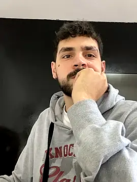 Snapshot of dimesebastian chatting on November 19, 2:50 pm dimesebastian online show from November 19, 2:50 pm