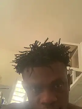 laperson online show from April 18, 9:26 pm