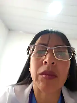 Snapshot of JustSamantha_ chatting on November 24, 2:17 pm JustSamantha online show from November 24, 2:17 pm