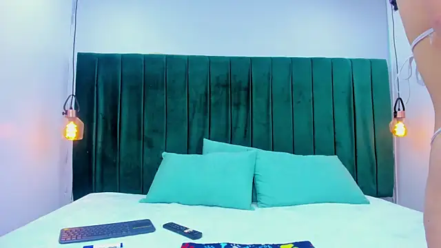 Sarita Ass online show from April 23, 1:24 pm