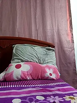 Jorkaty29  online show from December 3, 1:31 pm