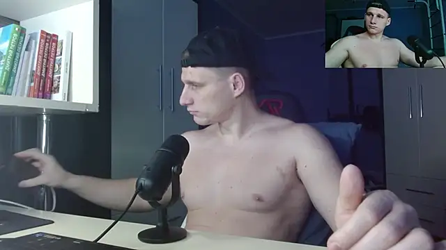 Poliglotjoe1 online show from December 4, 10:02 am