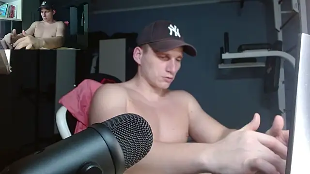 Poliglotjoe1 online show from December 19, 12:50 am