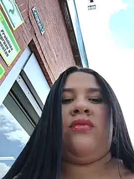 Kendra-daring online show from April 22, 6:31 pm