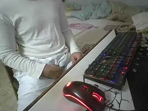 Snapshot of caiomurdock chatting on November 20, 1:28 am caiomurdock online show from November 20, 1:28 am