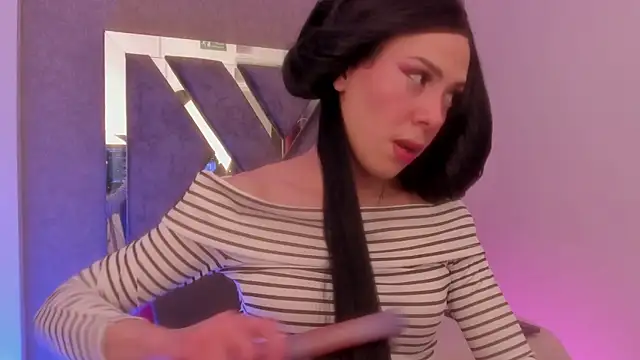 Snapshot of frany_wolf_ chatting on November 25, 1:38 am frany wolf online show from November 25, 1:38 am