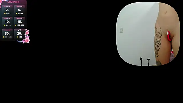 Mia King  online show from December 19, 5:09 pm