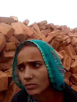 Snapshot of manishahot133 chatting on December 14, 9:47 am manishahot133 online show from December 14, 9:47 am