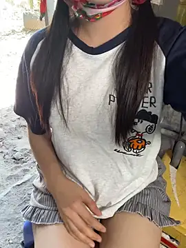 XndSeraphina online show from March 2, 4:36 am