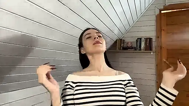 KiyokoEeds online show from November 21, 7:07 am