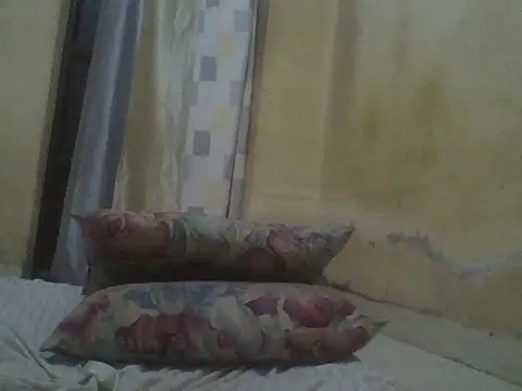 UsTwo  online show from November 21, 3:44 pm