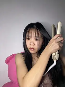 Kiee-lee online show from December 22, 1:52 pm