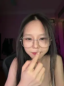 Kiee-lee online show from July 21, 4:31 pm