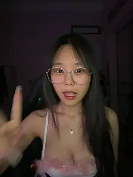 Kiee-lee online show from July 25, 5:43 pm
