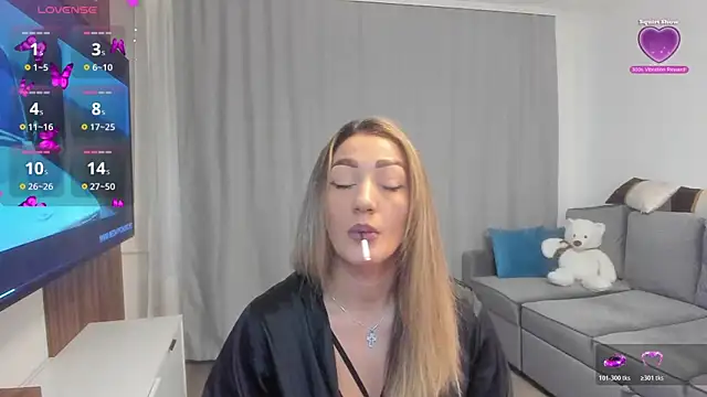 rossana doll online show from April 20, 7:00 am