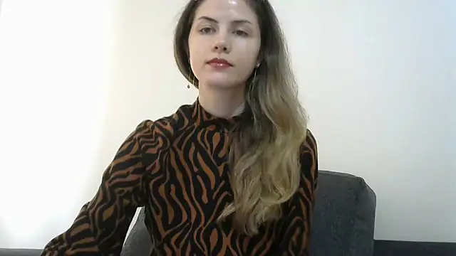 Erii18 online show from December 18, 12:44 pm