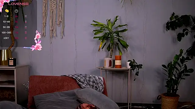 PureEllieX online show from March 20, 4:06 am