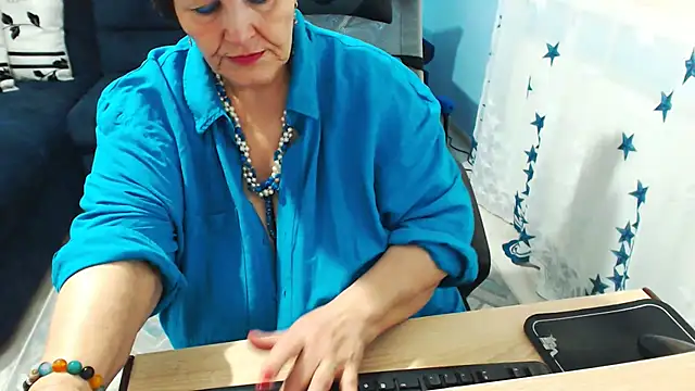 MatureMaiden online show from February 28, 10:20 am