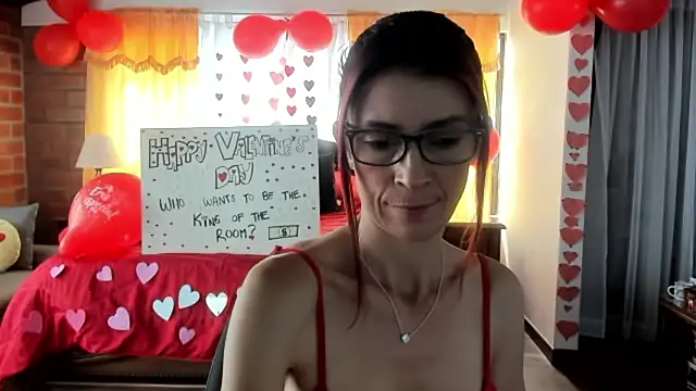 Charlotte-Willson online show from February 14, 2:47 pm