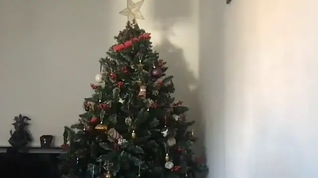 LittlemissjuicyJ online show from December 2, 12:43 pm