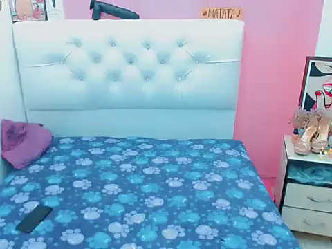 xwetdreamsx online show from April 22, 8:21 pm