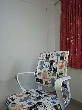 Snapshot of mila_curvy chatting on February 27, 7:19 am mila curvy online show from February 27, 7:19 am