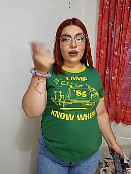 Snapshot of mila_curvy chatting on March 5, 7:21 pm mila curvy online show from March 5, 7:21 pm