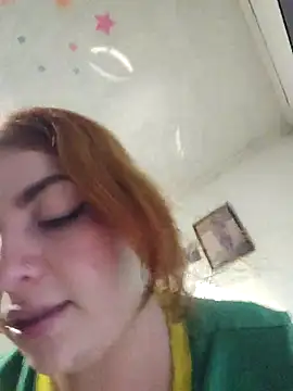 Snapshot of mila_curvy chatting on March 16, 5:35 am mila curvy online show from March 16, 5:35 am