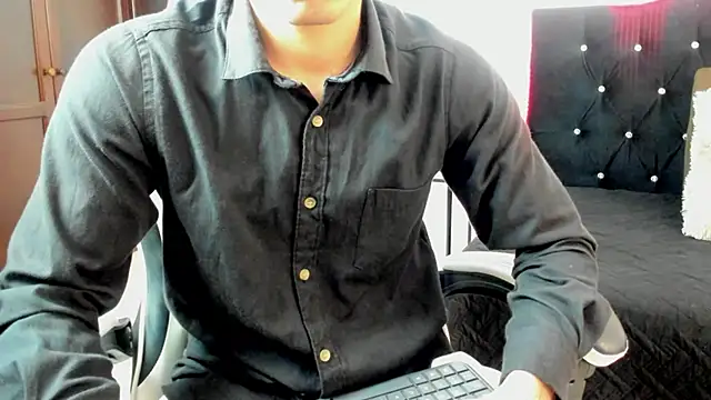 eren jeager online show from February 3, 1:15 am