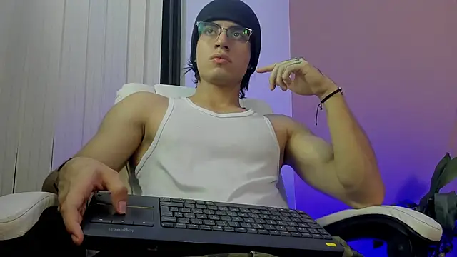 eren jeager online show from April 11, 1:43 am