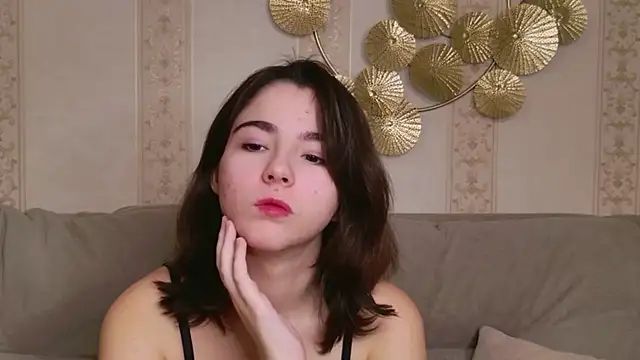 Wendy Finch online show from December 22, 9:12 pm