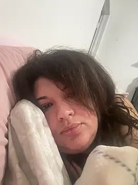 Snapshot of lasirenitabella chatting on November 27, 7:32 am lasirenitabella online show from November 27, 7:32 am