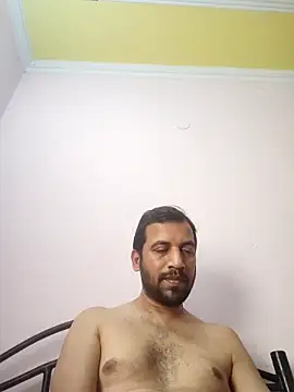 Snapshot of Nick_cbdelhi chatting on March 10, 10:20 am Nick cbdelhi online show from March 10, 10:20 am