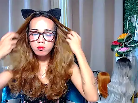 imadriana12 online show from December 19, 1:40 pm