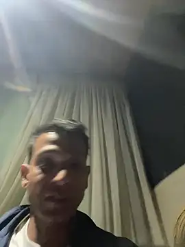 Snapshot of Gzinho69ik chatting on July 8, 12:59 am Gzinho69ik online show from July 8, 12:59 am