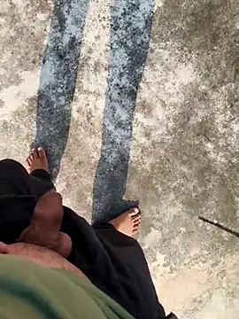 Snapshot of apka_rockstarr chatting on November 24, 3:39 am apka rockstarr online show from November 24, 3:39 am