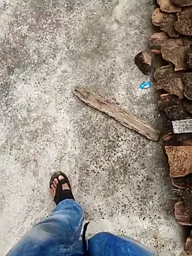 Snapshot of apka_rockstarr chatting on December 14, 3:23 am apka rockstarr online show from December 14, 3:23 am