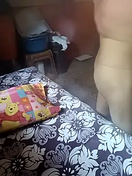 Snapshot of ronynott chatting on December 1, 5:45 am ronynott online show from December 1, 5:45 am