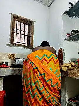 Desicouple1706 online show from January 7, 12:57 am