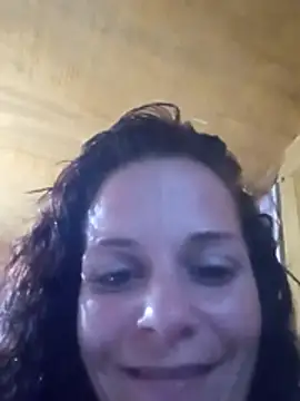Snapshot of mjwazhere chatting on June 14, 3:58 pm mjwazhere online show from June 14, 3:58 pm