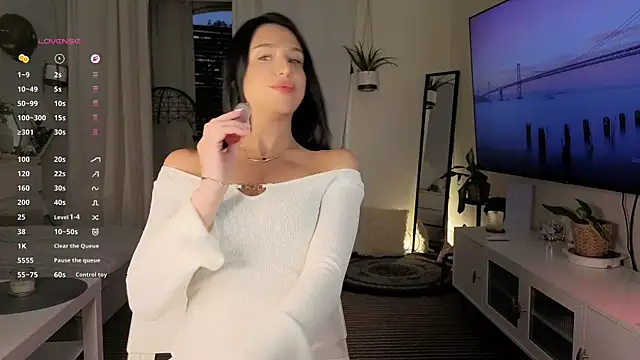 ShyColette online show from April 13, 7:58 am