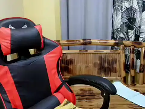 lovelyxmorena online show from April 19, 10:58 am