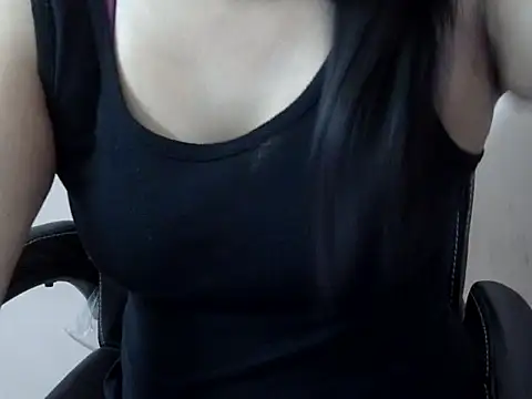 Snapshot of radhika_nar chatting on November 28, 4:04 am radhika nar online show from November 28, 4:04 am