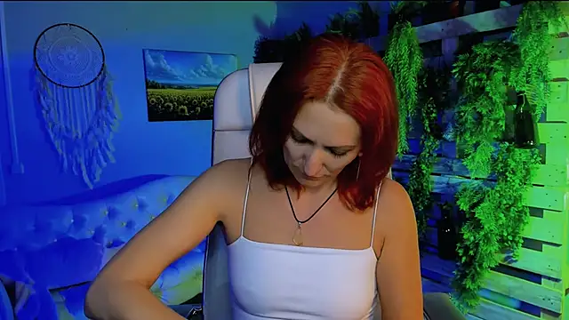 Snapshot of DianaTorrens chatting on December 14, 9:36 am DianaTorrens online show from December 14, 9:36 am