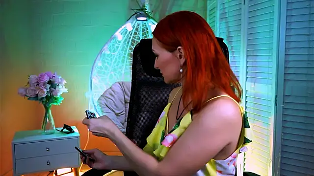 DianaTorrens online show from March 7, 10:01 am